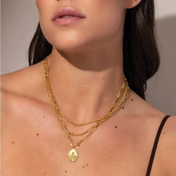 Three’s Company Necklace - NWT - Picture 3 of 4